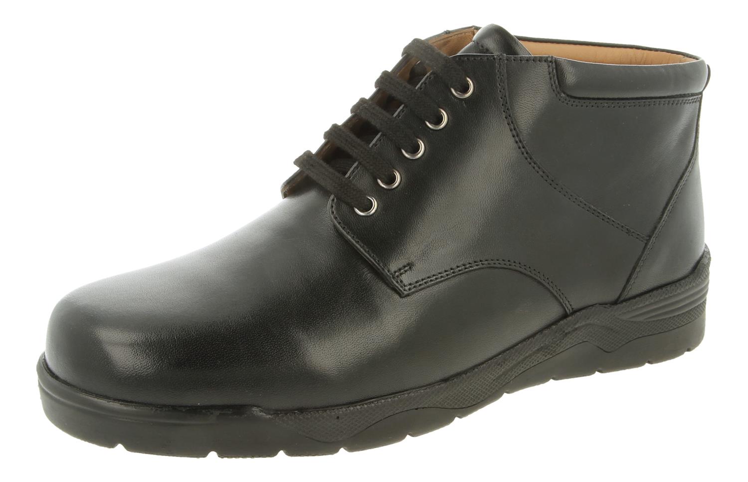 DB Shoes Men's Wider Fit (2V) Ankle Boot 